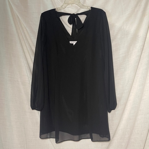 BCBGeneration Tops - BCBGenerations Women’s Black Blouse. V neck front and back. Tie. Sheer sleeves.